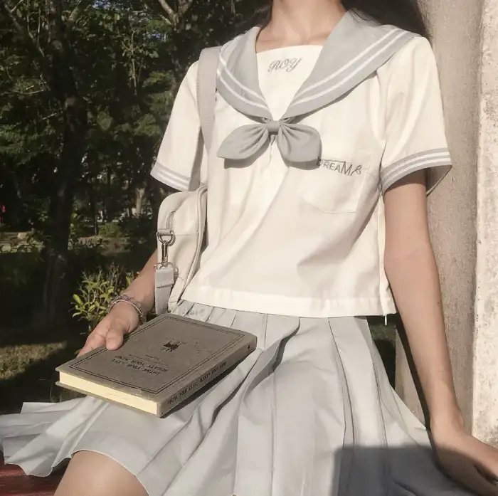 重生女团，豪门总裁跪求原谅